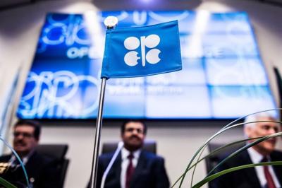  OPEC+ hoãn tiến tới thỏa thuận vì UAE phản đối vào phút chót