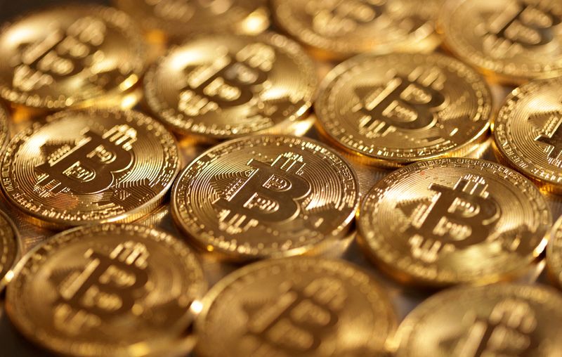  Giá Bitcoin tăng lên 63.000 USD nhờ dữ liệu việc làm tích cực và triển vọng bầu cử